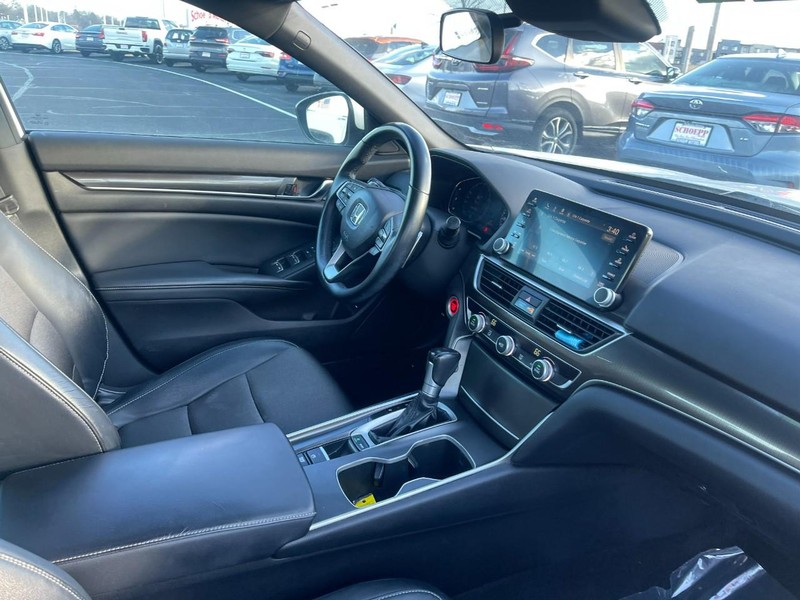 Honda Accord Sedan Vehicle Image 06