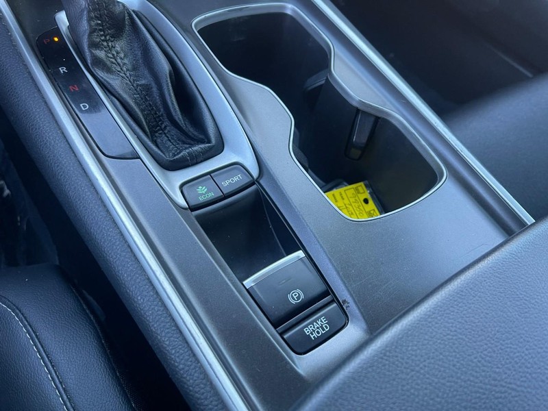 Honda Accord Sedan Vehicle Image 25