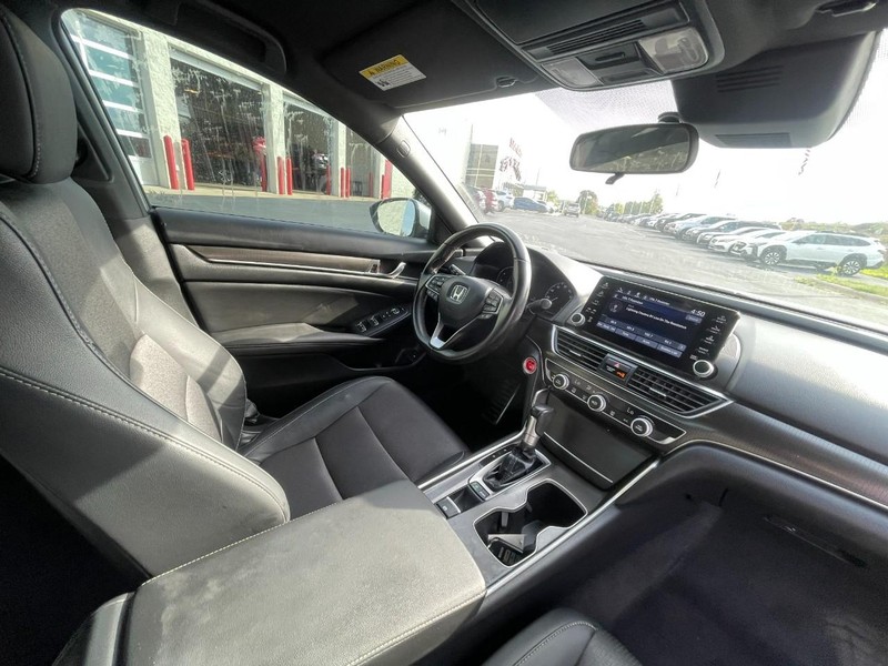 Honda Accord Sedan Vehicle Image 04