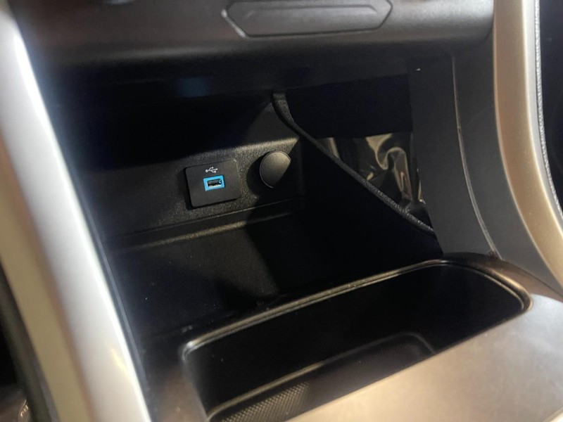 Ford Fusion Hybrid Vehicle Image 27