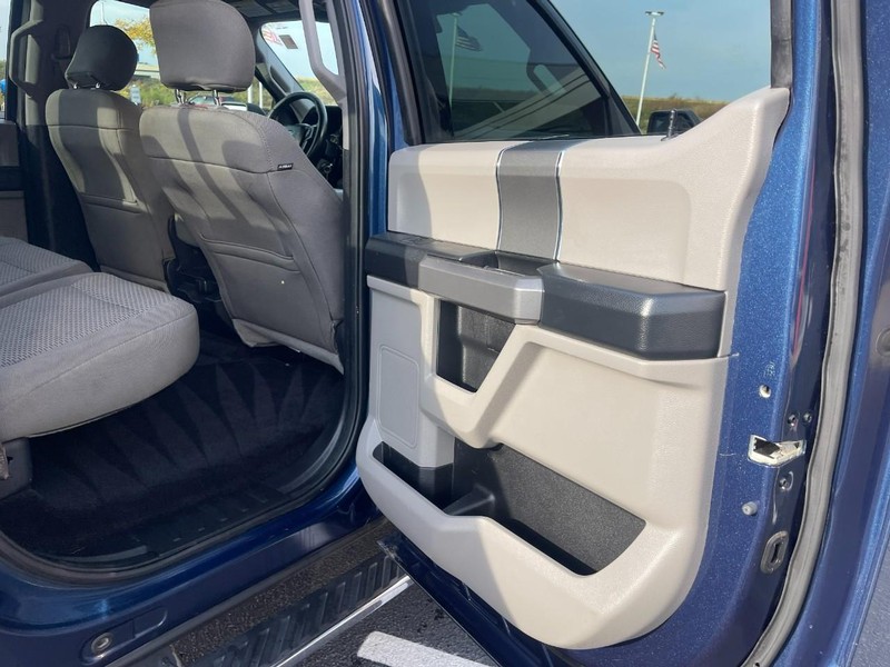 Ford F-150 Vehicle Image 11