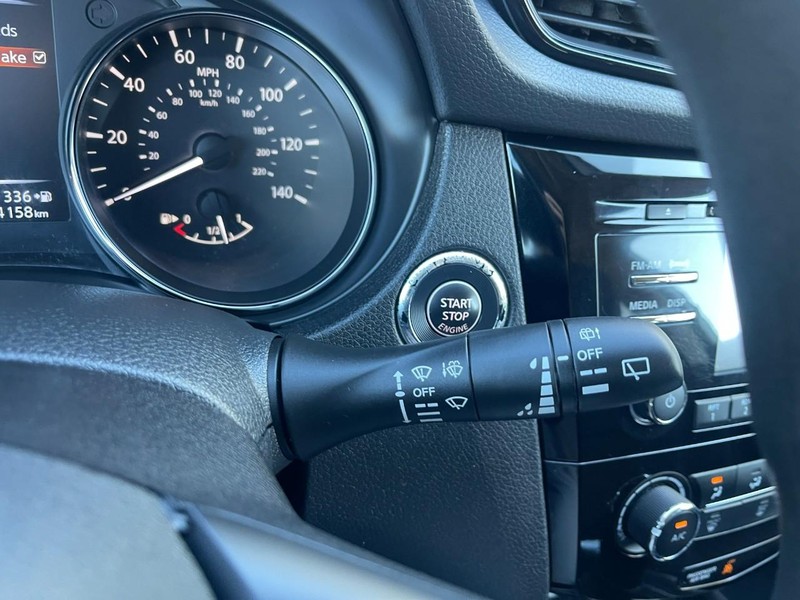 Nissan Rogue Vehicle Image 28