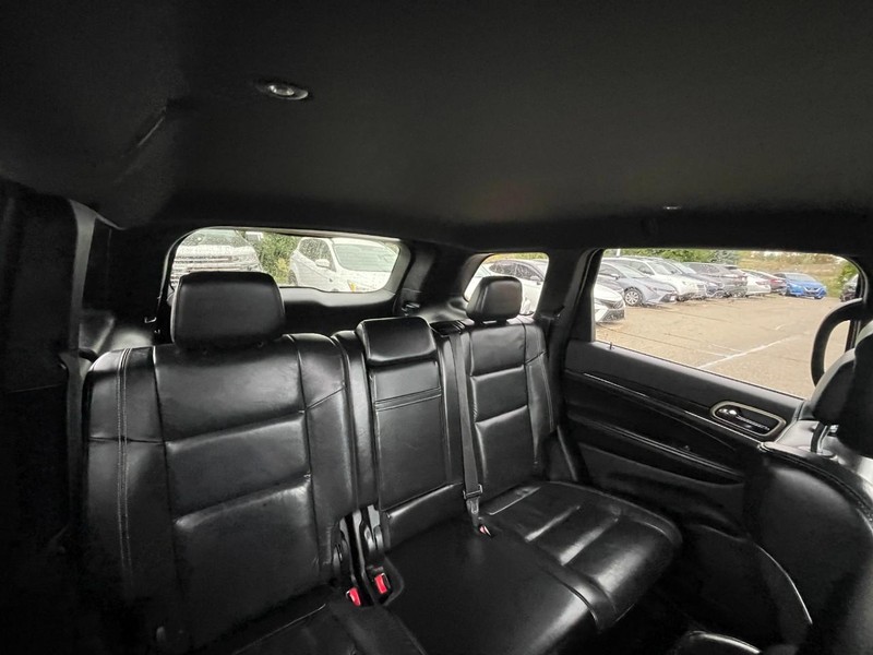 Jeep Grand Cherokee Vehicle Image 04