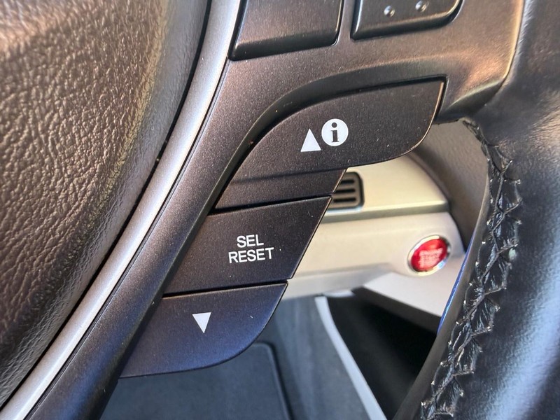 Acura RDX Vehicle Image 25