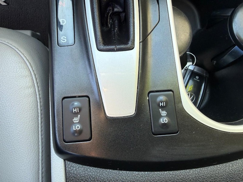 Acura RDX Vehicle Image 36