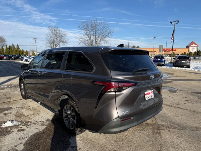 Toyota Sienna Vehicle Image 07