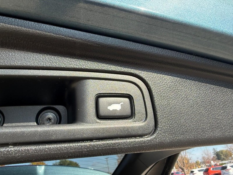 Honda Pilot Vehicle Image 16