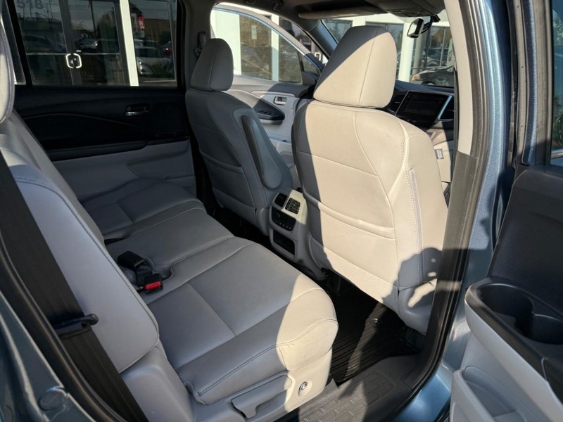 Honda Pilot Vehicle Image 18