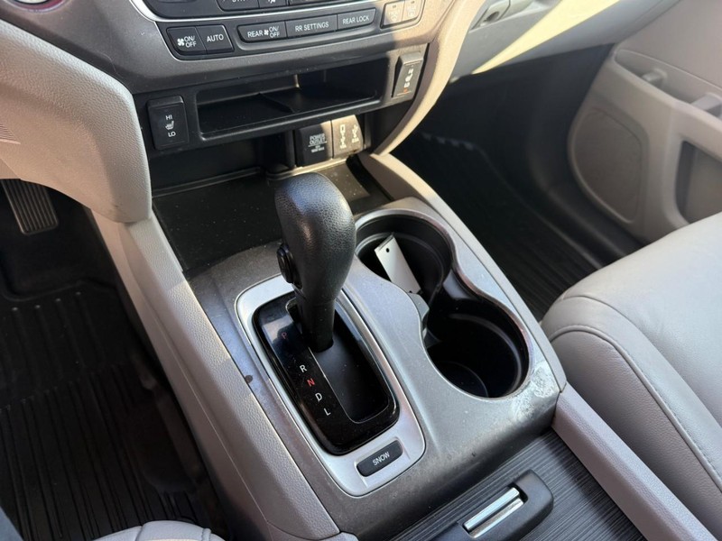 Honda Pilot Vehicle Image 36