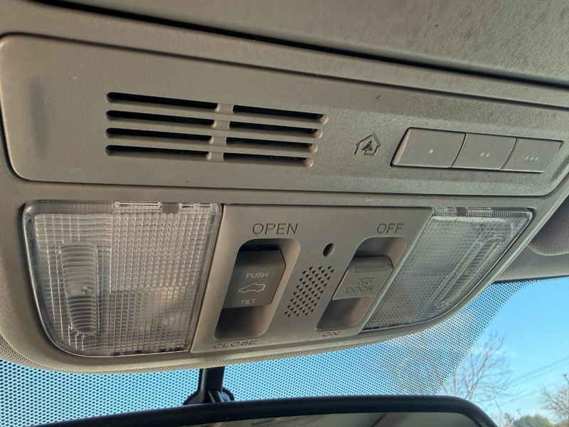 Honda Pilot Vehicle Image 37