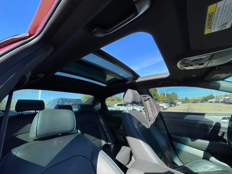 Hyundai Sonata Vehicle Image 03