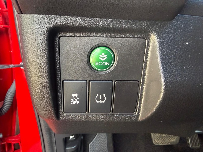 Honda HR-V Vehicle Image 18