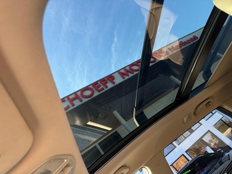 Hyundai Santa Fe Vehicle Image 39