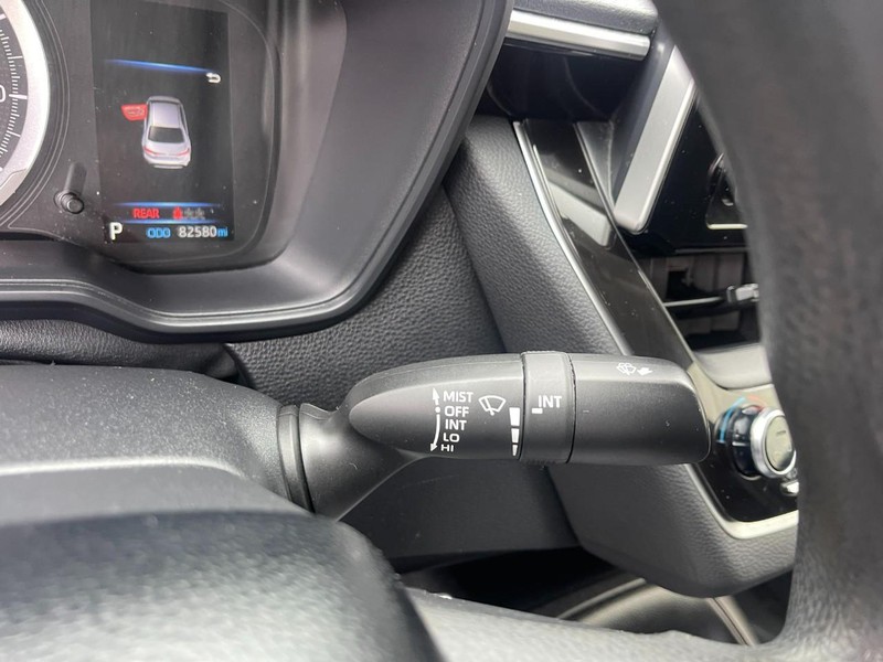 Toyota Corolla Vehicle Image 18