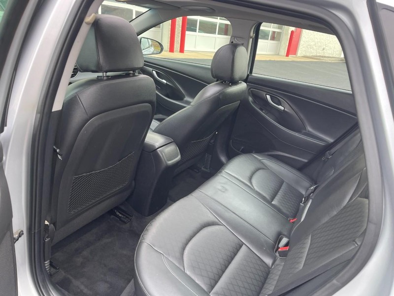 Hyundai Elantra GT Vehicle Image 15