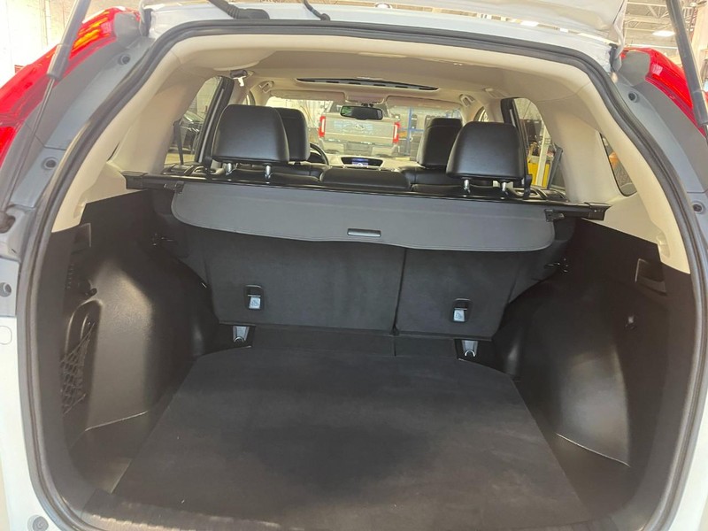 Honda CR-V Vehicle Image 16