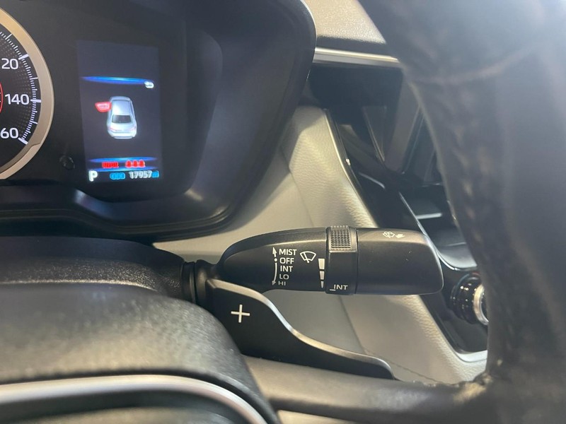 Toyota Corolla Vehicle Image 25