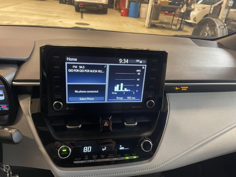 Toyota Corolla Vehicle Image 28