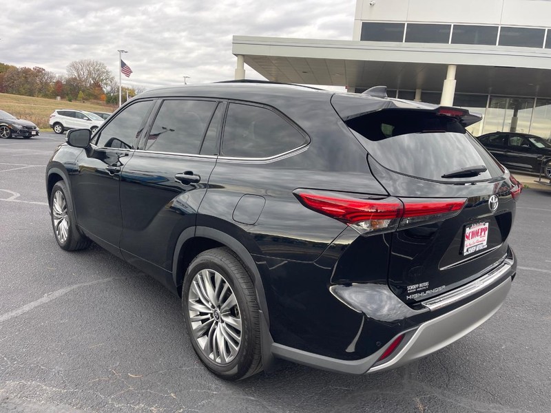 Toyota Highlander Vehicle Image 04