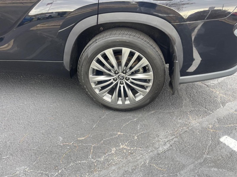 Toyota Highlander Vehicle Image 07