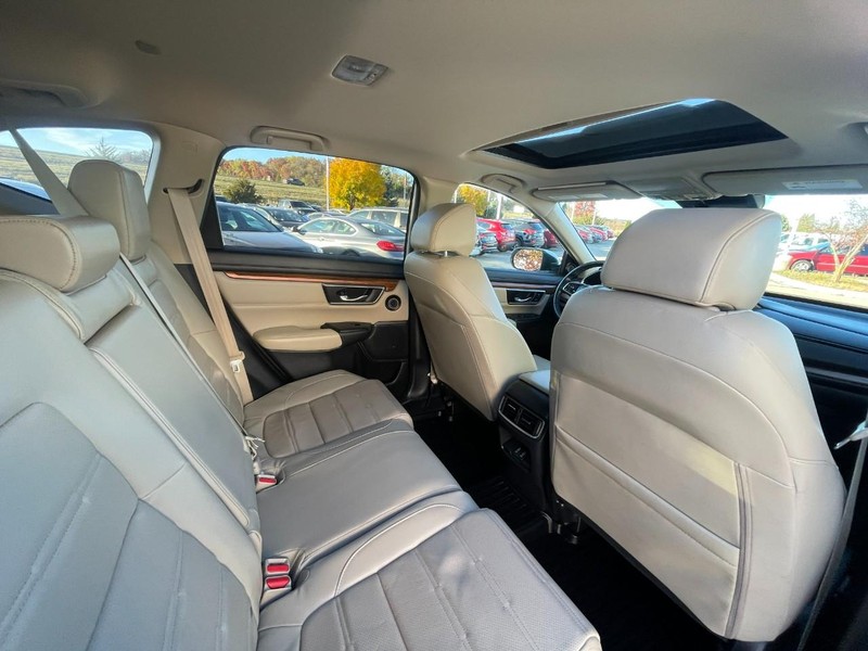 Honda CR-V Vehicle Image 14
