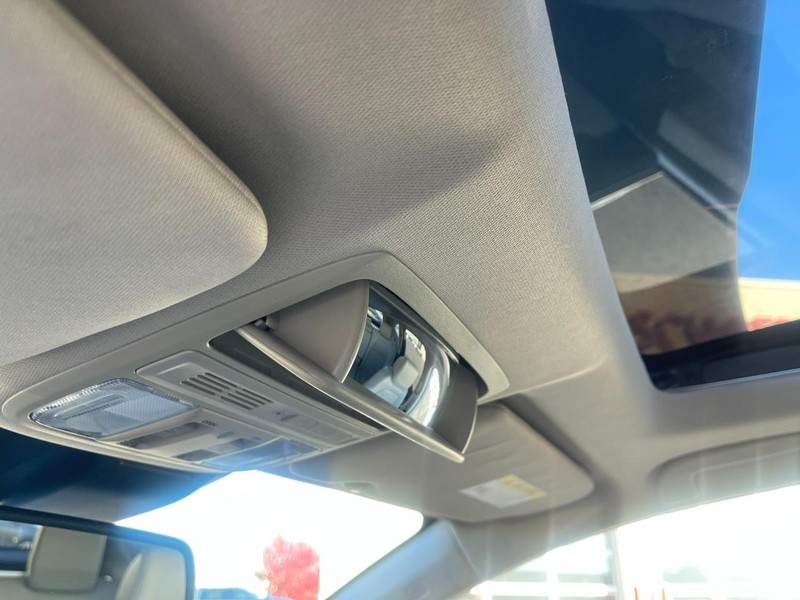 Honda CR-V Vehicle Image 37