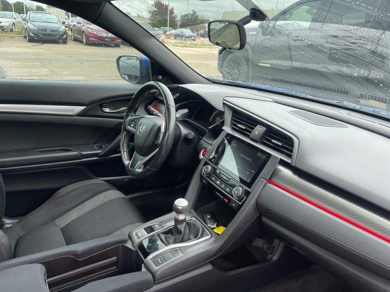 Honda Civic Coupe Vehicle Image 02