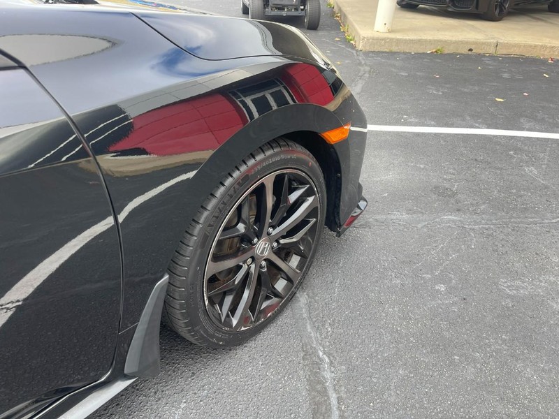 Honda Civic Hatchback Vehicle Image 06