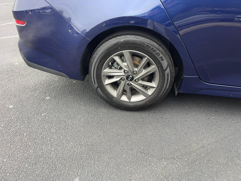 Kia Optima Vehicle Image 07