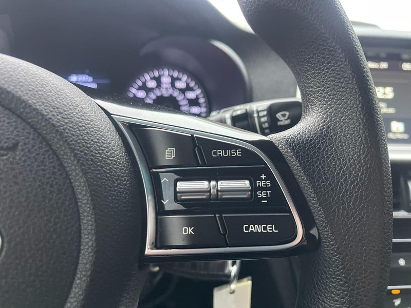 Kia Optima Vehicle Image 23