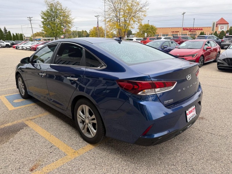 Hyundai Sonata Vehicle Image 07
