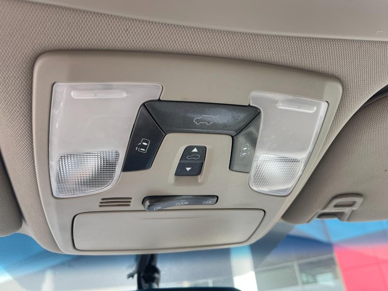 Toyota Sienna Vehicle Image 20