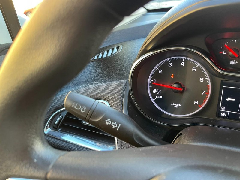 Chevrolet Cruze Vehicle Image 18