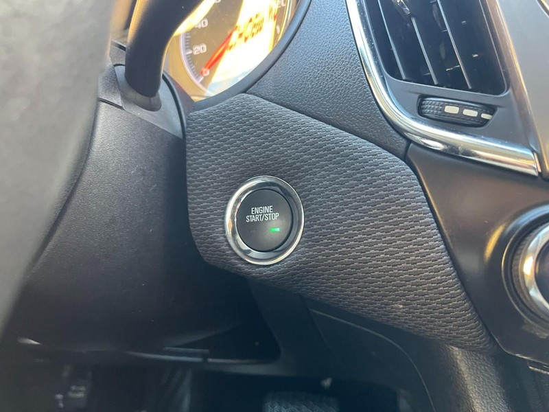 Chevrolet Cruze Vehicle Image 19