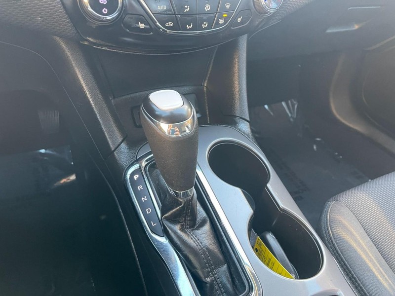 Chevrolet Cruze Vehicle Image 20