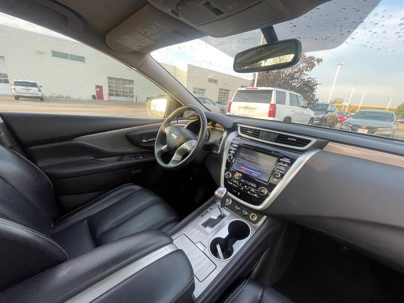 Nissan Murano Vehicle Image 05