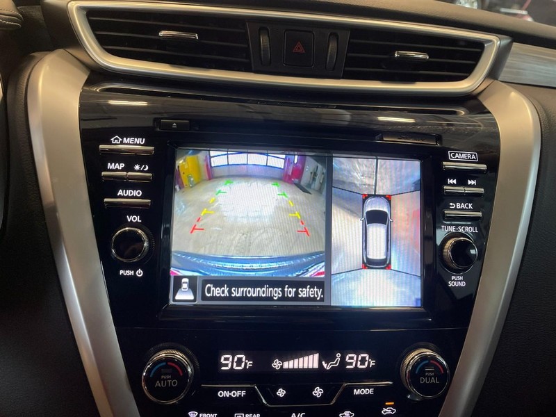 Nissan Murano Vehicle Image 23