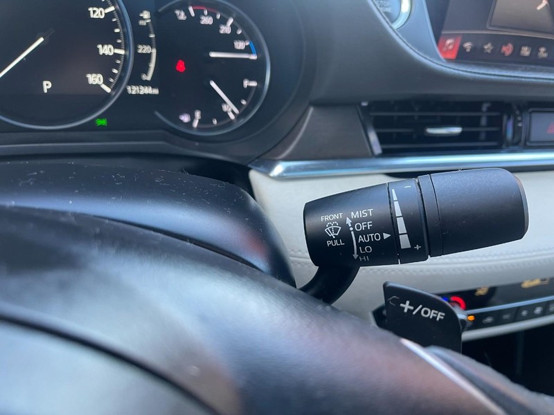 Mazda MAZDA6 Vehicle Image 21