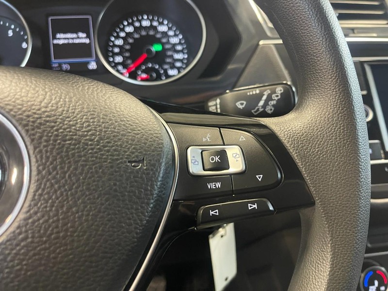 Volkswagen Tiguan Vehicle Image 17