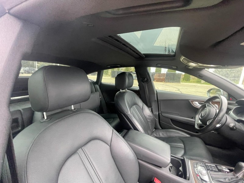 2016 Audi S7 photo 2