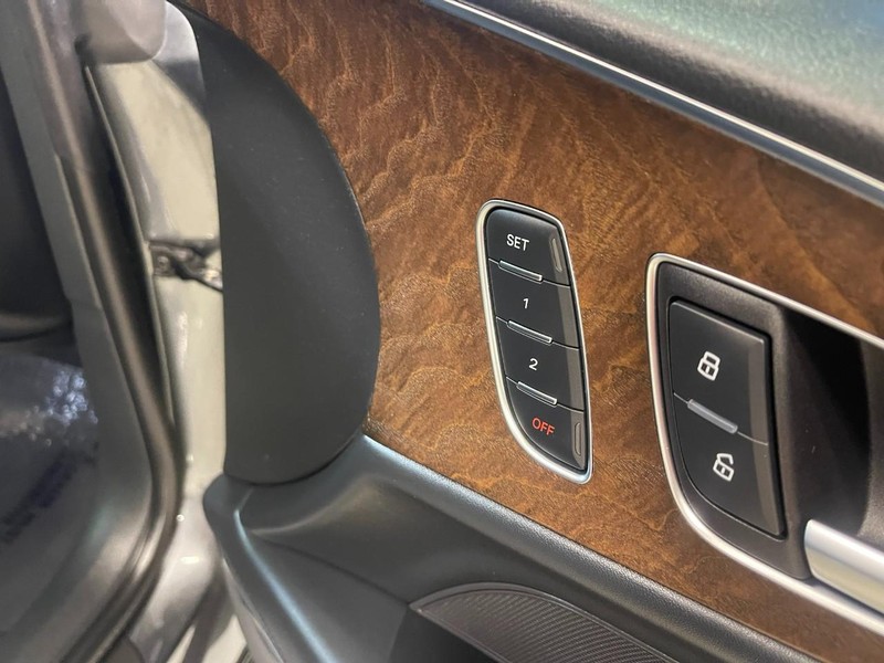 Audi S7 Vehicle Image 08