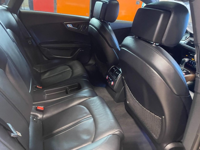 Audi S7 Vehicle Image 09