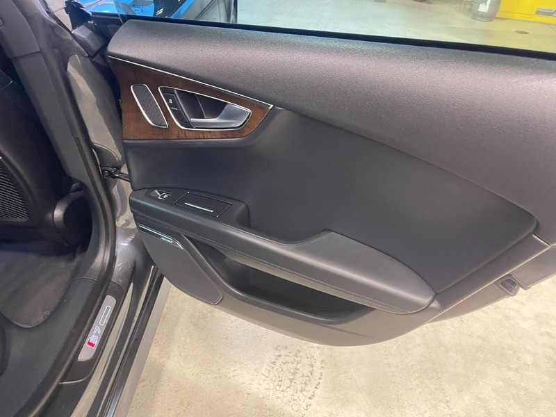 Audi S7 Vehicle Image 11