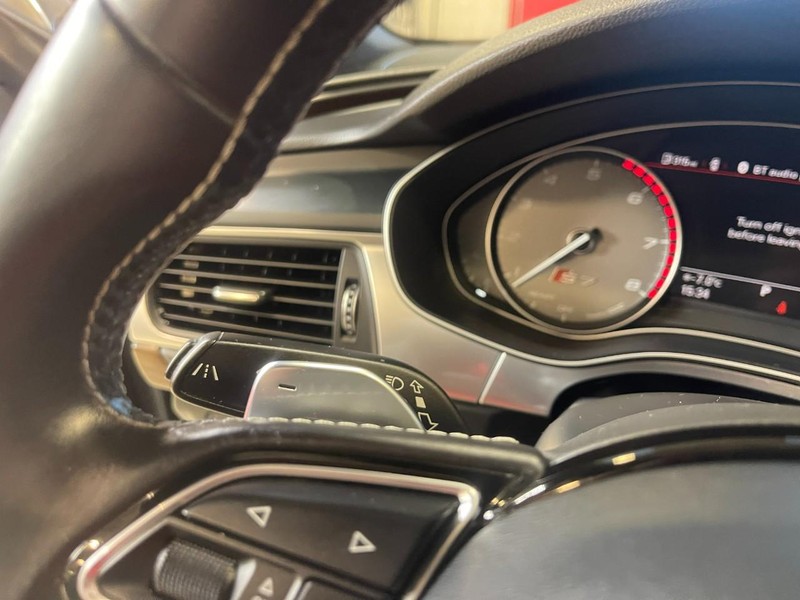 Audi S7 Vehicle Image 25