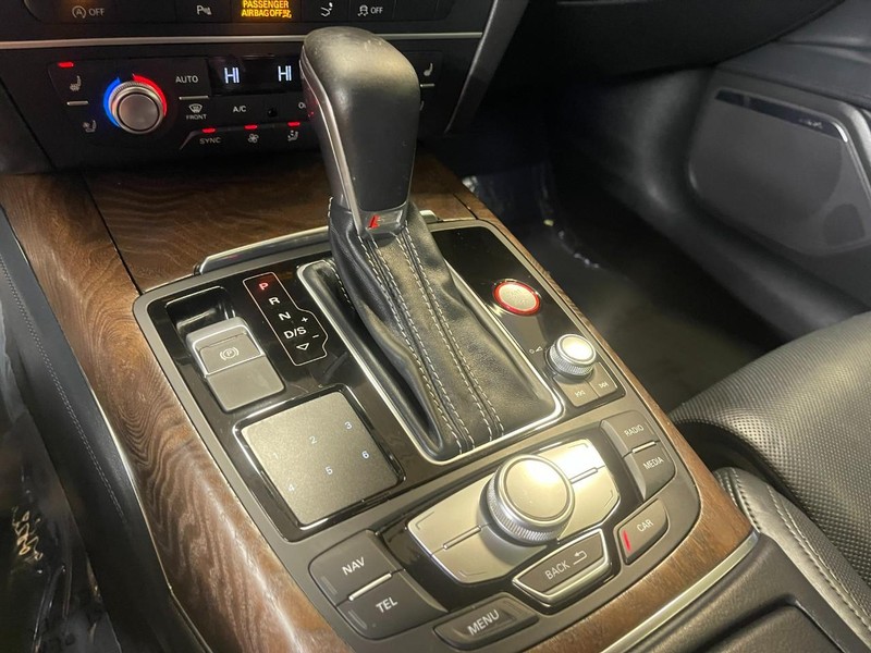 Audi S7 Vehicle Image 28