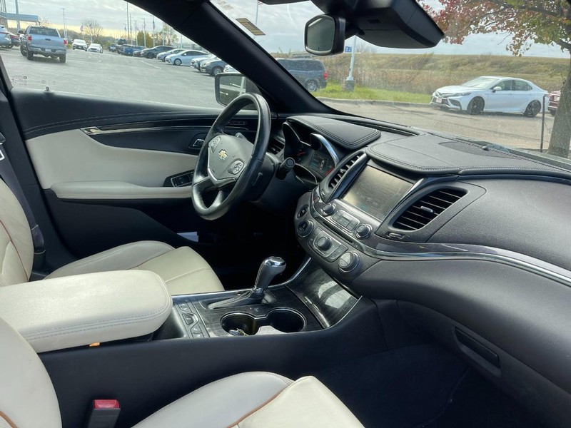 Chevrolet Impala Vehicle Image 02