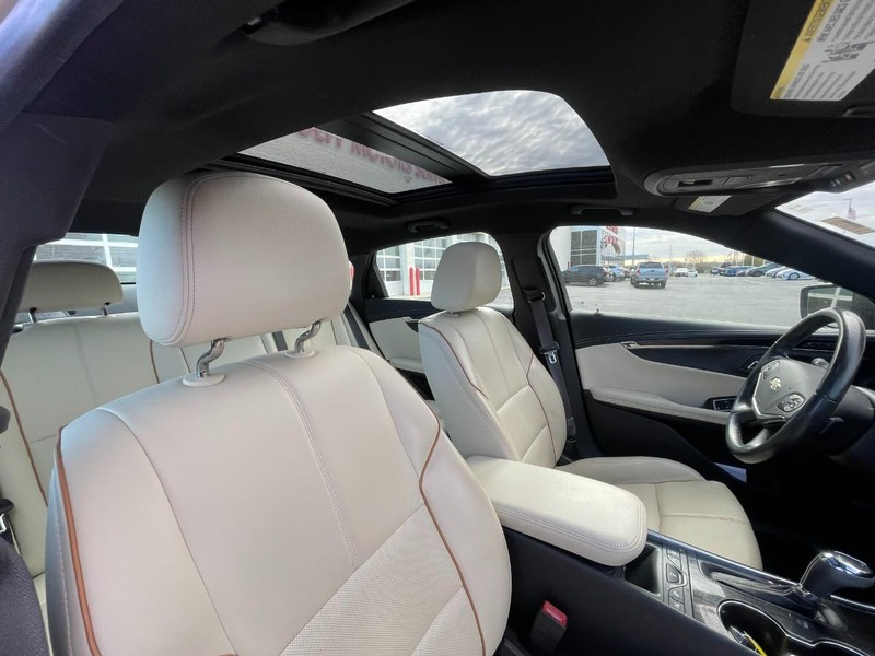 Chevrolet Impala Vehicle Image 03