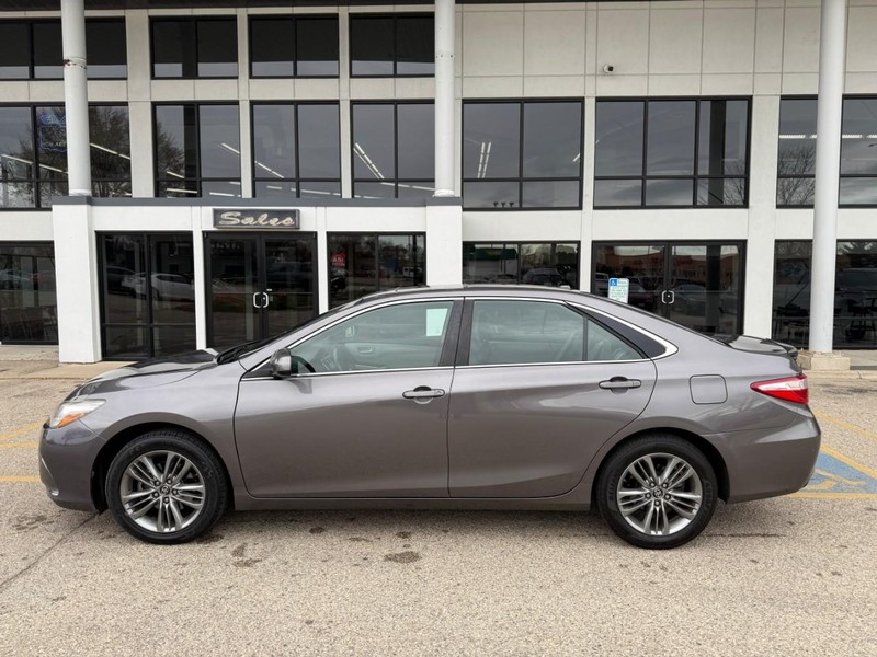 Toyota Camry Vehicle Image 08