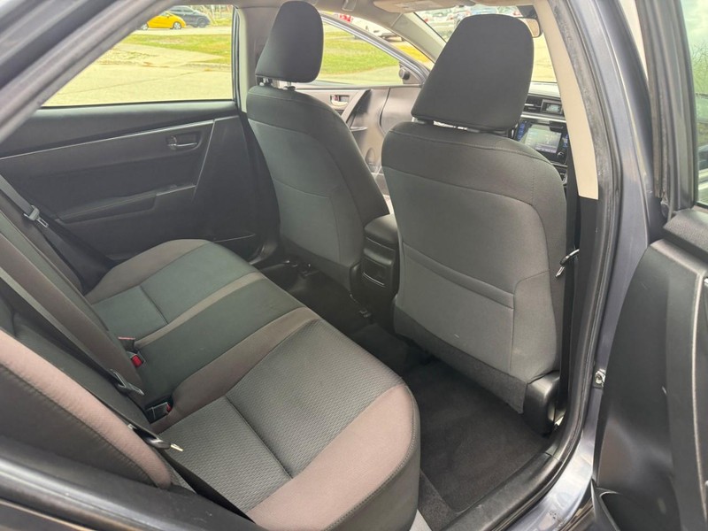 Toyota Corolla Vehicle Image 14