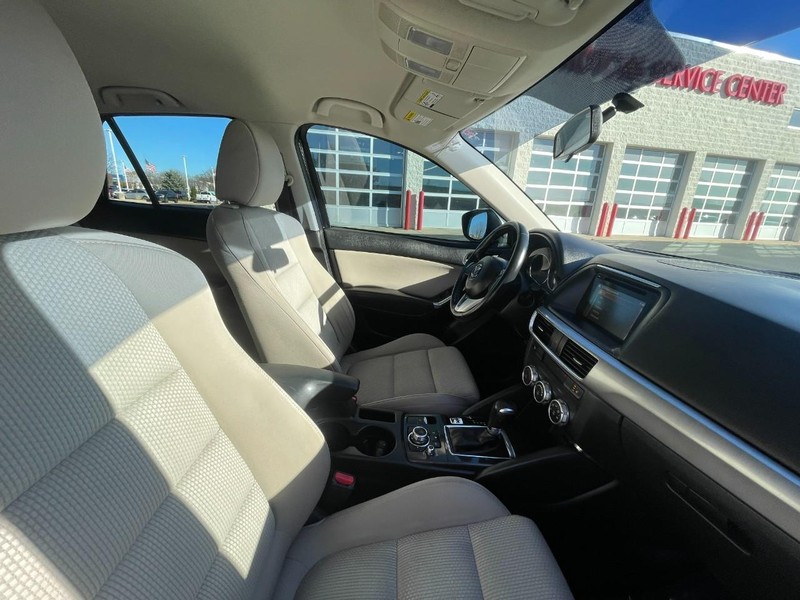 Mazda CX-5 Vehicle Image 10